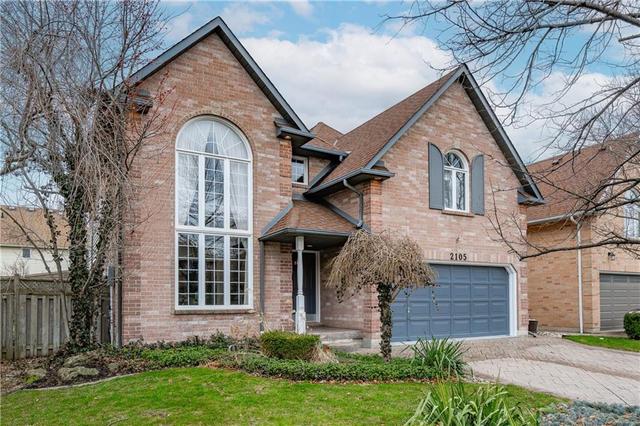 2105 Kevin Crescent, House detached with 4 bedrooms, 3 bathrooms and 2 parking in Burlington ON | Image 2