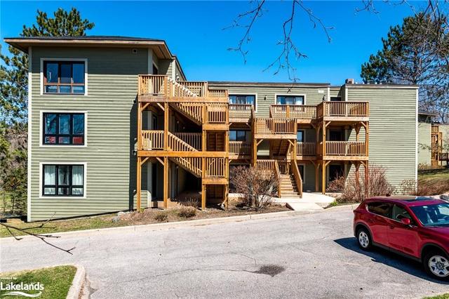 202 - 28 Deerhurst Drive, House attached with 3 bedrooms, 3 bathrooms and 1 parking in Huntsville ON | Image 27