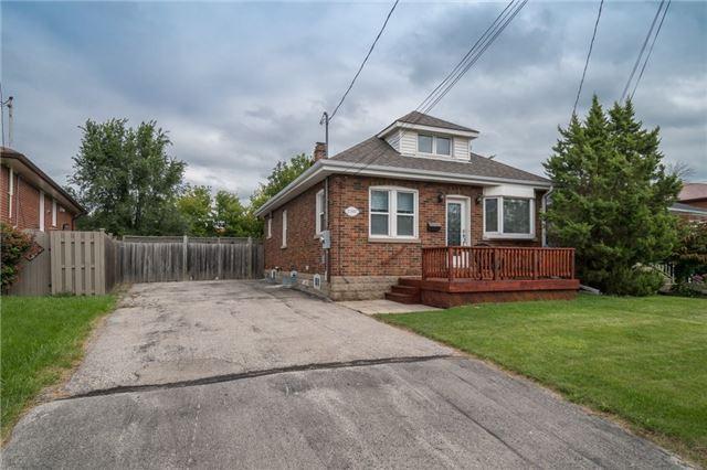 1207 Northmount Ave, House detached with 3 bedrooms, 2 bathrooms and 10 parking in Mississauga ON | Image 1