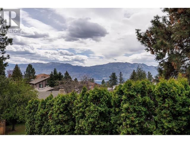 2178 Shannon Way, House detached with 3 bedrooms, 2 bathrooms and 4 parking in West Kelowna BC | Image 24