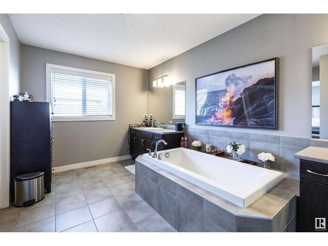 8632 217 St Nw, House detached with 3 bedrooms, 2 bathrooms and null parking in Edmonton AB | Image 33