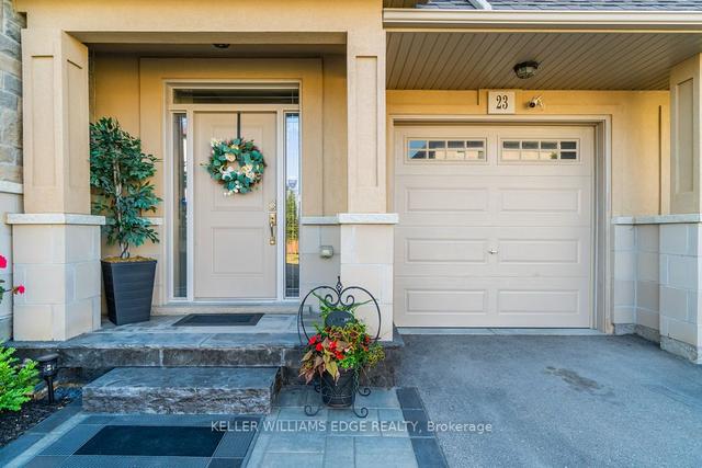 23 Sonoma Valley Cres, House attached with 3 bedrooms, 3 bathrooms and 2 parking in Hamilton ON | Image 12