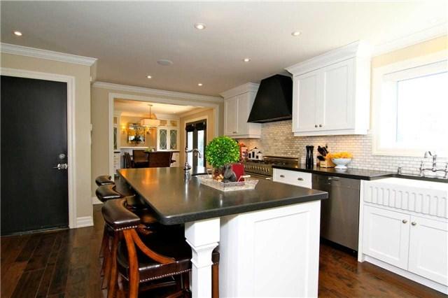 8382 Islington Ave, House detached with 3 bedrooms, 3 bathrooms and 6 parking in Vaughan ON | Image 6