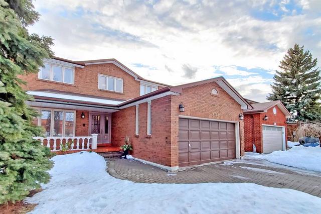 231 Killian Rd, House detached with 4 bedrooms, 4 bathrooms and 4 parking in Vaughan ON | Image 12