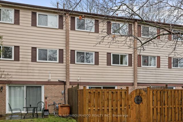 20 - 320 Blackthorn St, Townhouse with 3 bedrooms, 2 bathrooms and 2 parking in Oshawa ON | Image 10