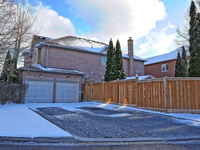 98 Ballymore Dr, House detached with 4 bedrooms, 3 bathrooms and 6 parking in Aurora ON | Image 12