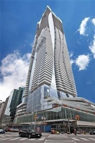2209 - 1 Bloor St E, Condo with 1 bedrooms, 2 bathrooms and null parking in Toronto ON | Image 1