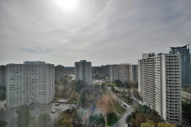 1703 - 3650 Kaneff Cres, Condo with 2 bedrooms, 2 bathrooms and 2 parking in Mississauga ON | Image 7