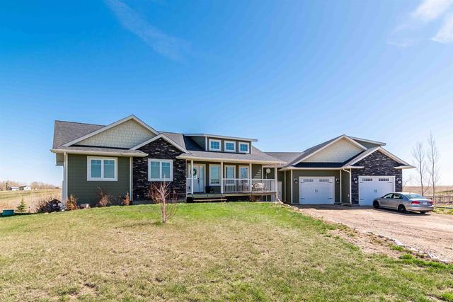 6 - 12323 Range Road 72, House detached with 5 bedrooms, 3 bathrooms and 8 parking in Cypress County AB | Image 2