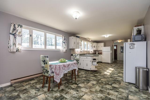 33712 Highway 17 W, House detached with 3 bedrooms, 3 bathrooms and 6 parking in Ottawa ON | Image 11