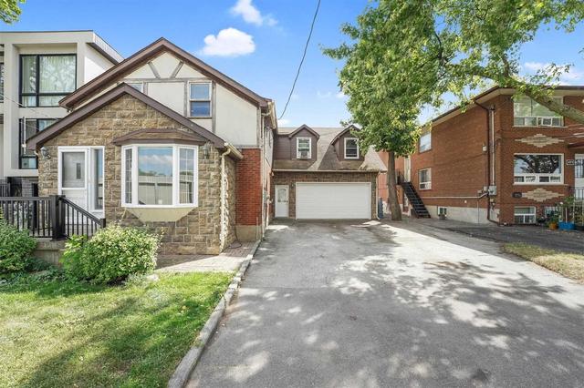 667 Oxford St, House detached with 4 bedrooms, 3 bathrooms and 8 parking in Toronto ON | Card Image