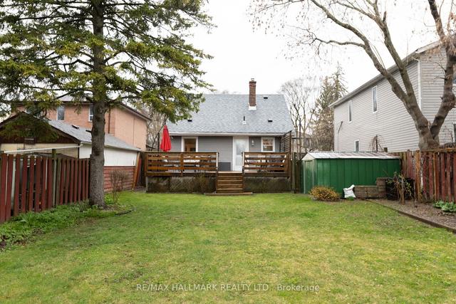 61 Dolphin Dr, House detached with 2 bedrooms, 2 bathrooms and 4 parking in Toronto ON | Image 32