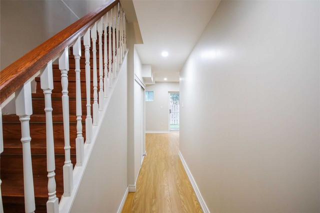 10 - 50 Brookmill Blvd W, Townhouse with 3 bedrooms, 2 bathrooms and 2 parking in Toronto ON | Image 14