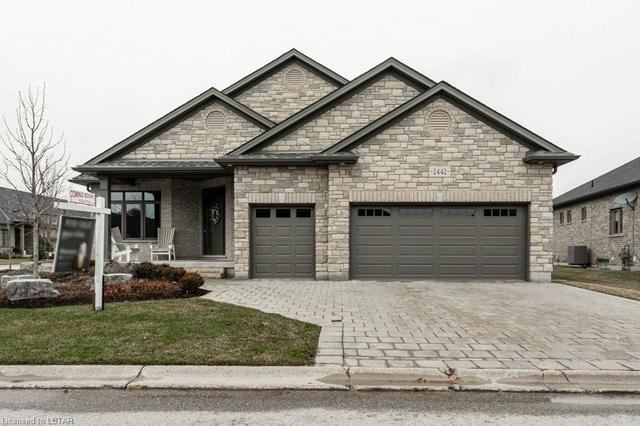 2442 Moe Norman Way, House detached with 2 bedrooms, 2 bathrooms and null parking in London ON | Image 5