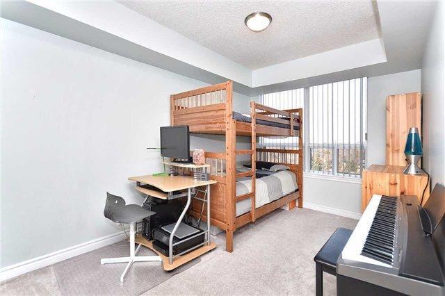 Lph 2 - 1720 Eglinton Ave E, Condo with 2 bedrooms, 2 bathrooms and 1 parking in Toronto ON | Image 4