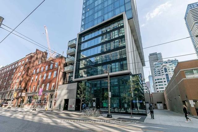 2006 - 11 Charlotte St, Condo with 2 bedrooms, 1 bathrooms and 0 parking in Toronto ON | Image 1