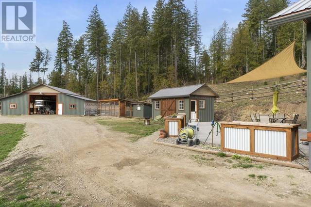 2679 White Lake Road, House detached with 3 bedrooms, 1 bathrooms and 10 parking in Columbia Shuswap C BC | Image 51
