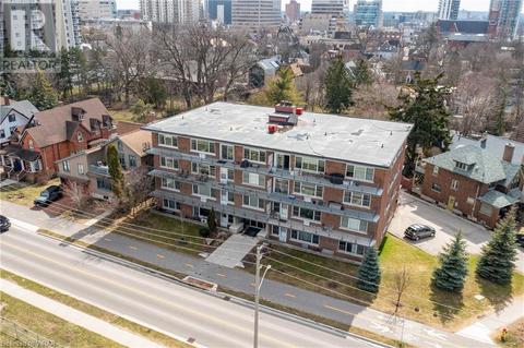 202 - 43 Margaret Avenue, Condo with 2 bedrooms, 1 bathrooms and 1 parking in Kitchener ON | Card Image