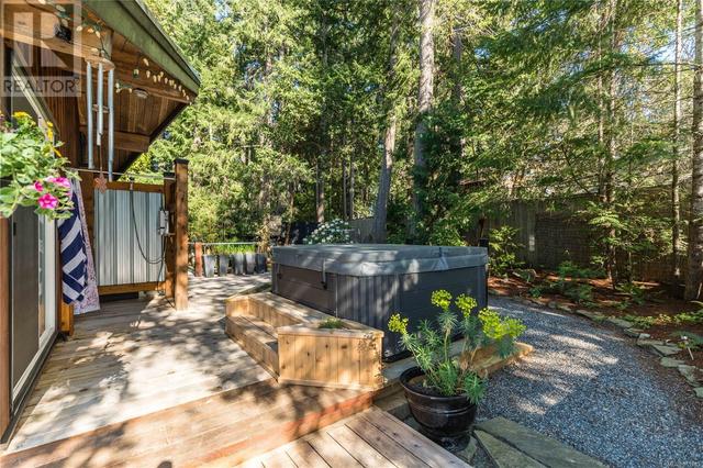 11780 Fairtide Rd, House detached with 4 bedrooms, 3 bathrooms and 6 parking in Cowichan Valley H BC | Image 47