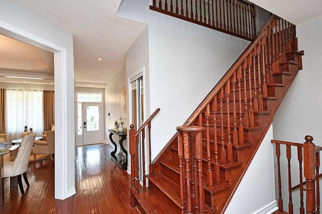 25 Moldovan Dr, House detached with 4 bedrooms, 4 bathrooms and 6 parking in Brampton ON | Image 24