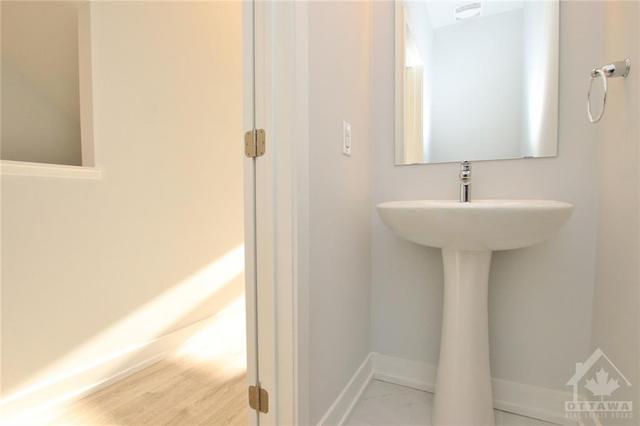 738 Chromite Private, Townhouse with 2 bedrooms, 2 bathrooms and 2 parking in Ottawa ON | Image 20