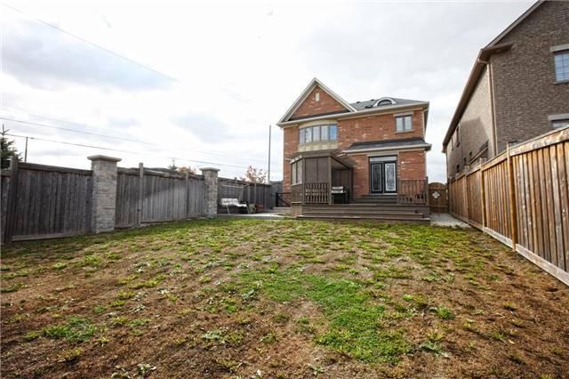 36 Noranda Cres, House detached with 4 bedrooms, 4 bathrooms and 6 parking in Brampton ON | Image 20