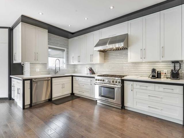 104 Macarthur Dr, House detached with 4 bedrooms, 5 bathrooms and 4 parking in Vaughan ON | Image 23