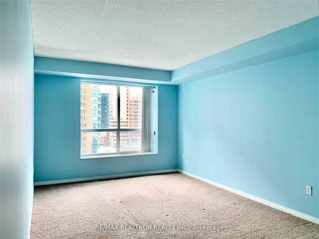 lph02 - 39 Pemberton Ave, Condo with 2 bedrooms, 2 bathrooms and 1 parking in Toronto ON | Image 5