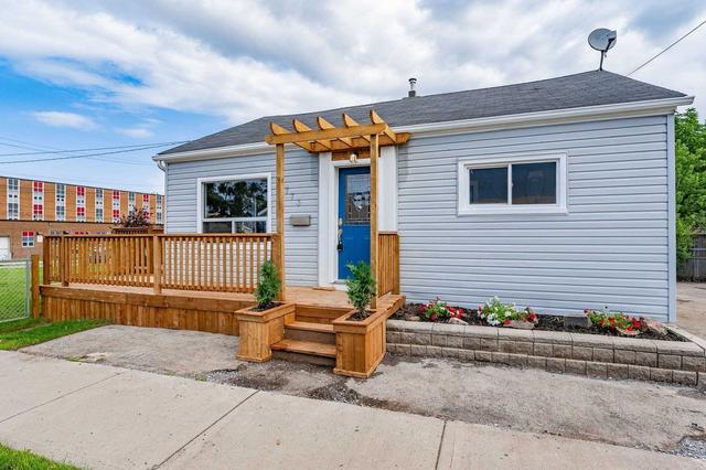 1773 Main St E, House detached with 2 bedrooms, 1 bathrooms and 5 parking in Hamilton ON | Image 27
