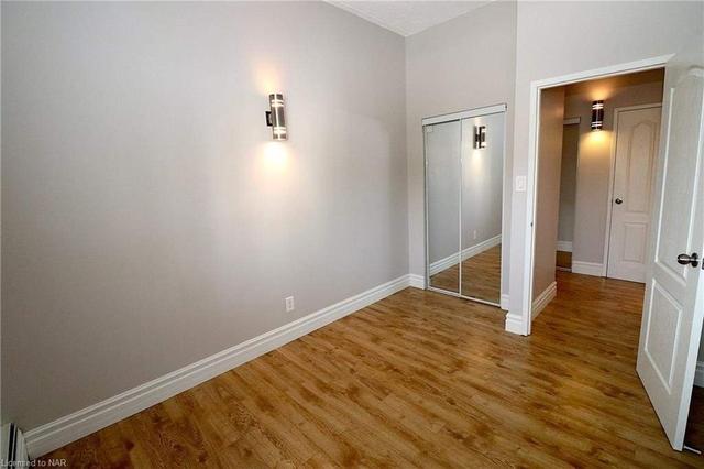 514 - 198 Scott St, Condo with 2 bedrooms, 1 bathrooms and 1 parking in St. Catharines ON | Image 7
