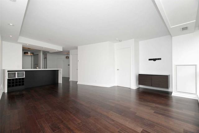 307 - 3 Mcalpine St, Condo with 1 bedrooms, 2 bathrooms and 1 parking in Toronto ON | Image 14