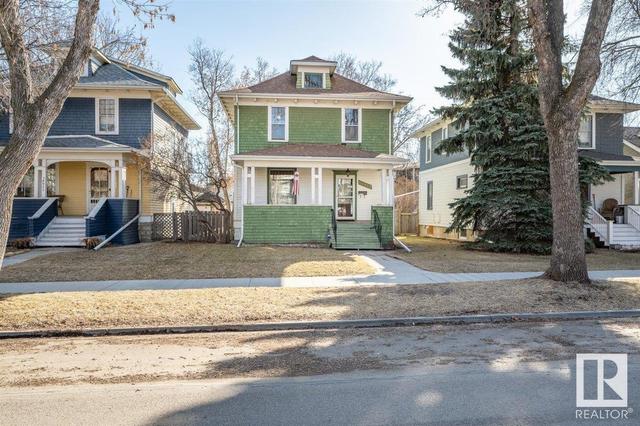 10947 123 St Nw Nw, House detached with 3 bedrooms, 1 bathrooms and null parking in Edmonton AB | Image 3