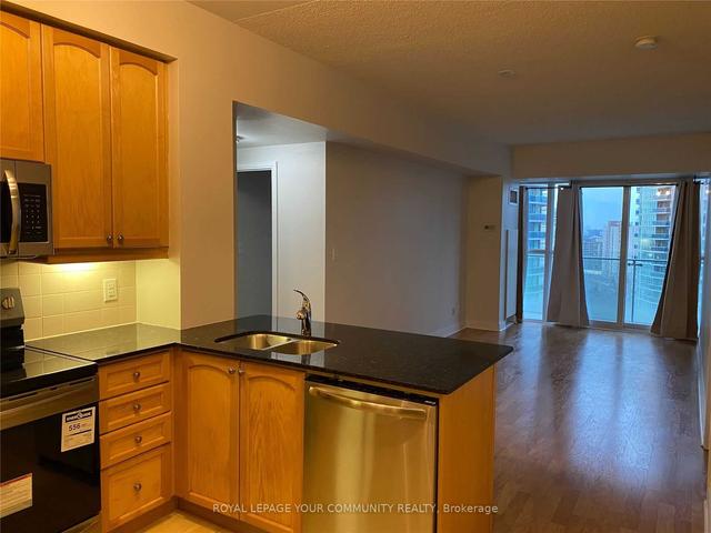 1202 - 50 Absolute Ave, Condo with 2 bedrooms, 2 bathrooms and 1 parking in Mississauga ON | Image 3