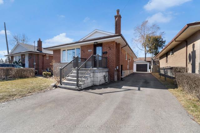 1136 Pharmacy Ave, House detached with 3 bedrooms, 2 bathrooms and 5 parking in Toronto ON | Image 14