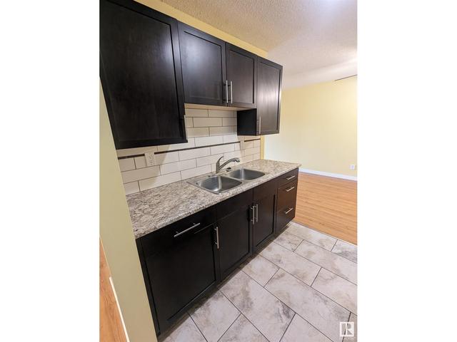 201 - 11043 108 St Nw, Condo with 1 bedrooms, 1 bathrooms and 1 parking in Edmonton AB | Image 8