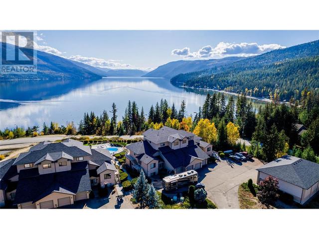 203 - 3473 Lakeview Place, House attached with 3 bedrooms, 2 bathrooms and 2 parking in North Okanagan F BC | Image 40