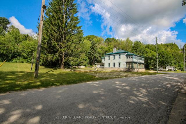 756 Bayview St, House detached with 4 bedrooms, 2 bathrooms and 10 parking in South Bruce Peninsula ON | Image 37