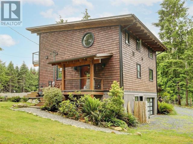3692 Waters Edge Dr, House detached with 3 bedrooms, 2 bathrooms and 5 parking in Juan de Fuca BC | Card Image