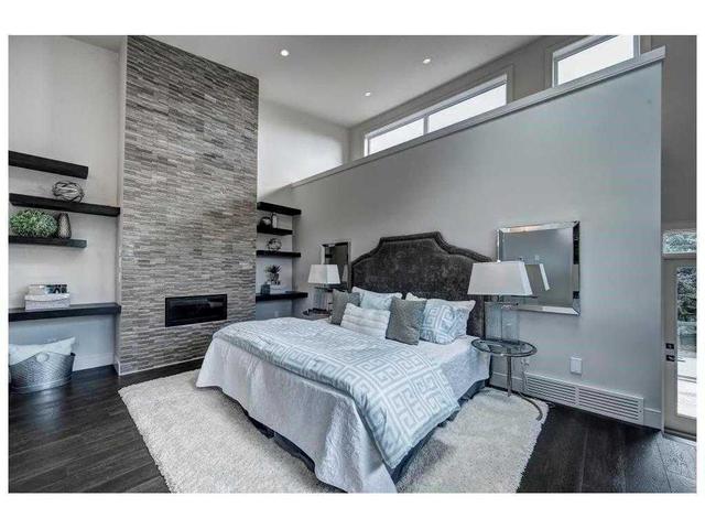 2507 21 Street Sw, Home with 4 bedrooms, 3 bathrooms and 2 parking in Calgary AB | Image 8