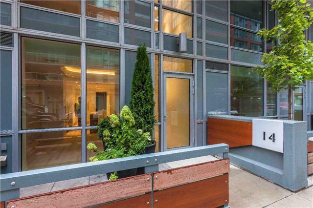Th14 - 30 Nelson St, Townhouse with 2 bedrooms, 3 bathrooms and 1 parking in Toronto ON | Image 2