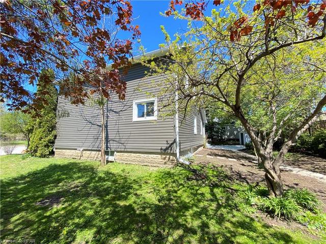 87 King Street, House detached with 4 bedrooms, 2 bathrooms and null parking in Central Huron ON | Image 18