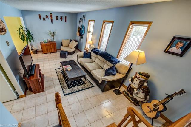 86 42nd Street S, House detached with 3 bedrooms, 1 bathrooms and null parking in Wasaga Beach ON | Image 14