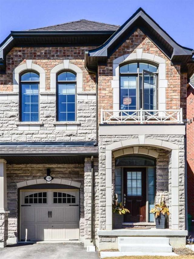 1181 Carnegie Dr, House semidetached with 3 bedrooms, 3 bathrooms and 1 parking in Mississauga ON | Image 1