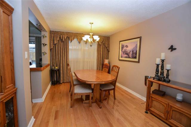 81 Seaborn Rd, House detached with 4 bedrooms, 2 bathrooms and 6 parking in Brampton ON | Image 7
