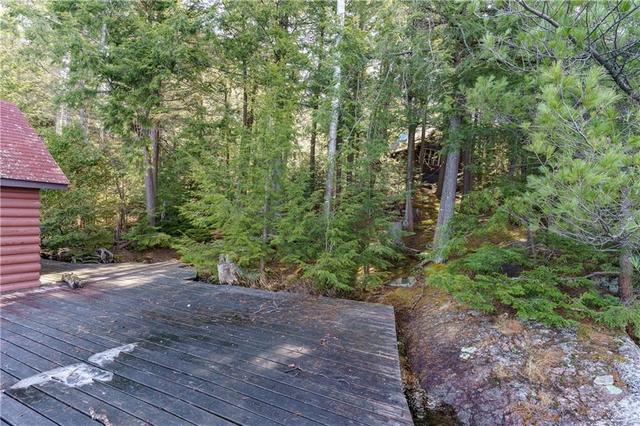 1409 West Oxbow Lake Road, House detached with 3 bedrooms, 1 bathrooms and 4 parking in Lake of Bays ON | Image 25