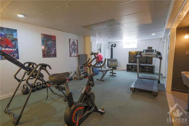 Check out this full gym in the basement | Image 21