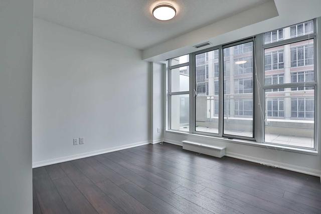 809 - 35 Bastion St, Condo with 2 bedrooms, 2 bathrooms and 2 parking in Toronto ON | Image 6