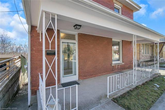74 Galt Street, House detached with 3 bedrooms, 2 bathrooms and 1 parking in Guelph ON | Image 23