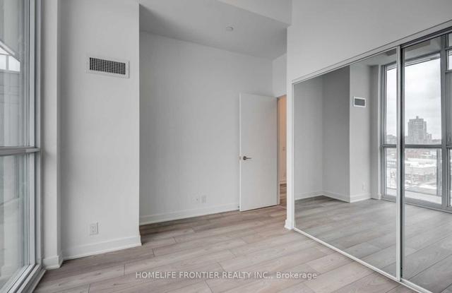 904 - 120 Parliament St, Condo with 1 bedrooms, 1 bathrooms and 0 parking in Toronto ON | Image 4