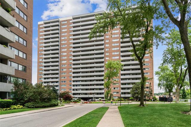 902 - 270 Scarlett Rd, Condo with 2 bedrooms, 1 bathrooms and 1 parking in Toronto ON | Image 23